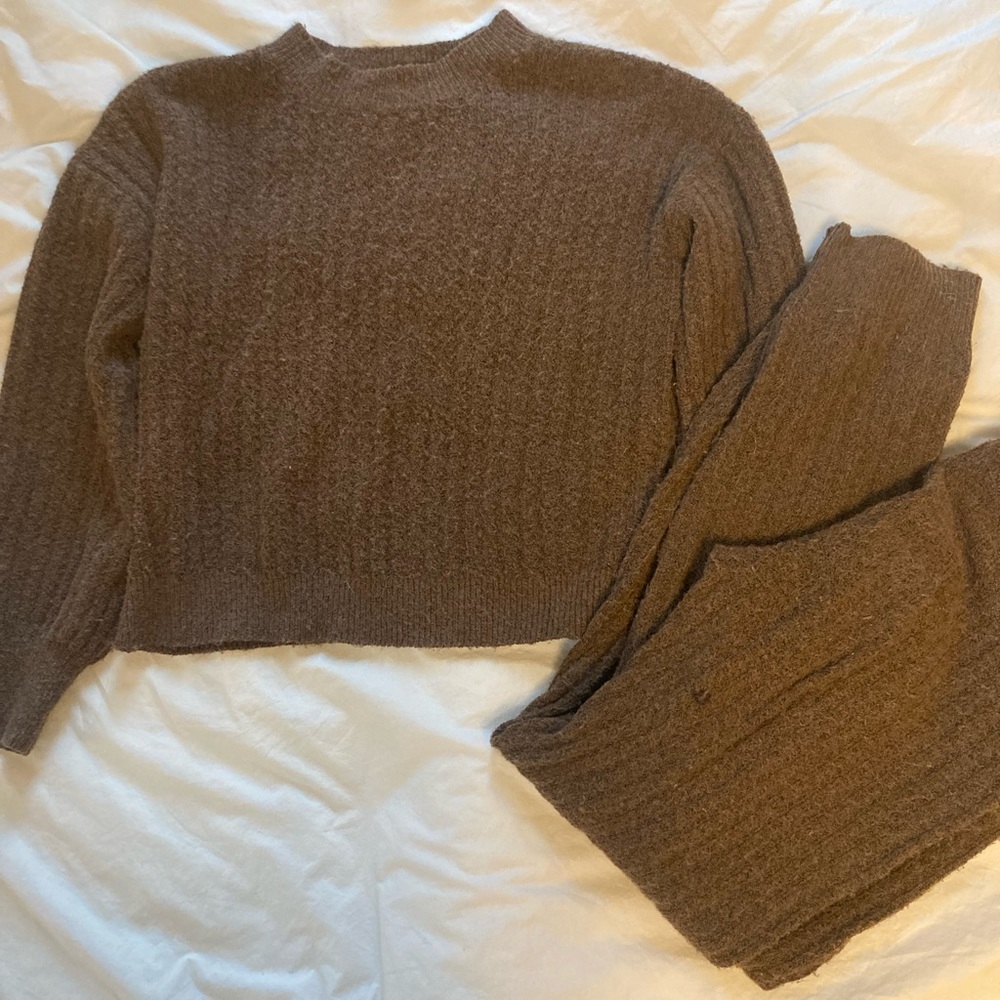 Sweater And Pants Lounge 2-Piece Set